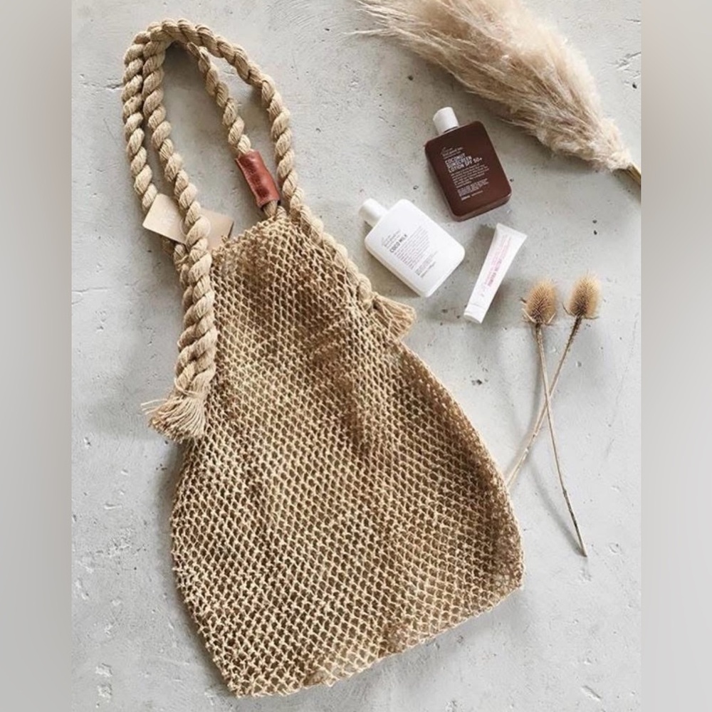 Dharma door hemp string bag
